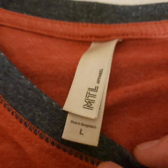 Pocket tee - Picture 2 of 2